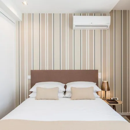 Apartamento Bo - Julio Dinis * & Parking *