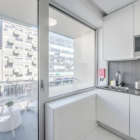 Bo - Julio Dinis * Apartments & Parking * Porto