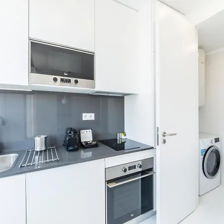 Bo - Julio Dinis * Apartments & Parking Porto