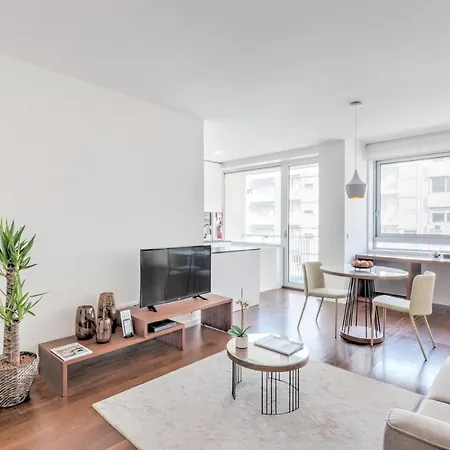 Bo - Julio Dinis * Apartments & Parking Apartment *